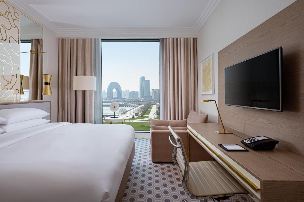 Baku Marriott Hotel Boulevard photo