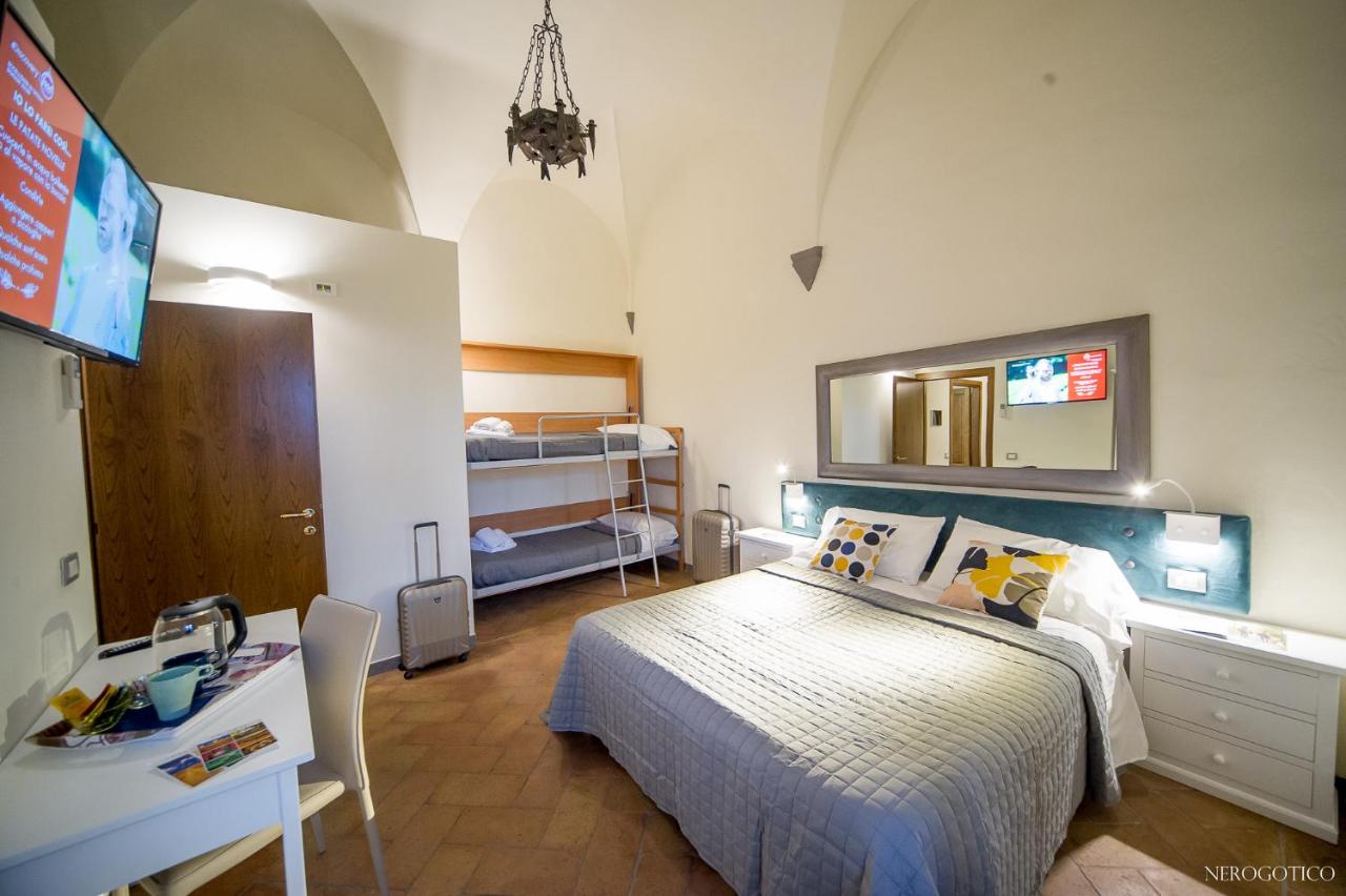 Chiostro Delle Monache Hostel Volterra photo