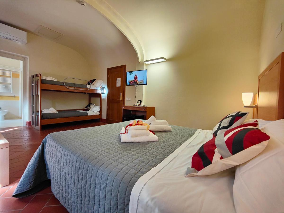 Chiostro Delle Monache Hostel Volterra photo