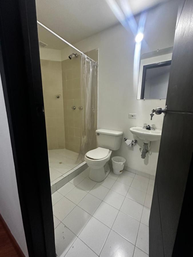 Hotel Artistico - Centro Historico Bogota - 3