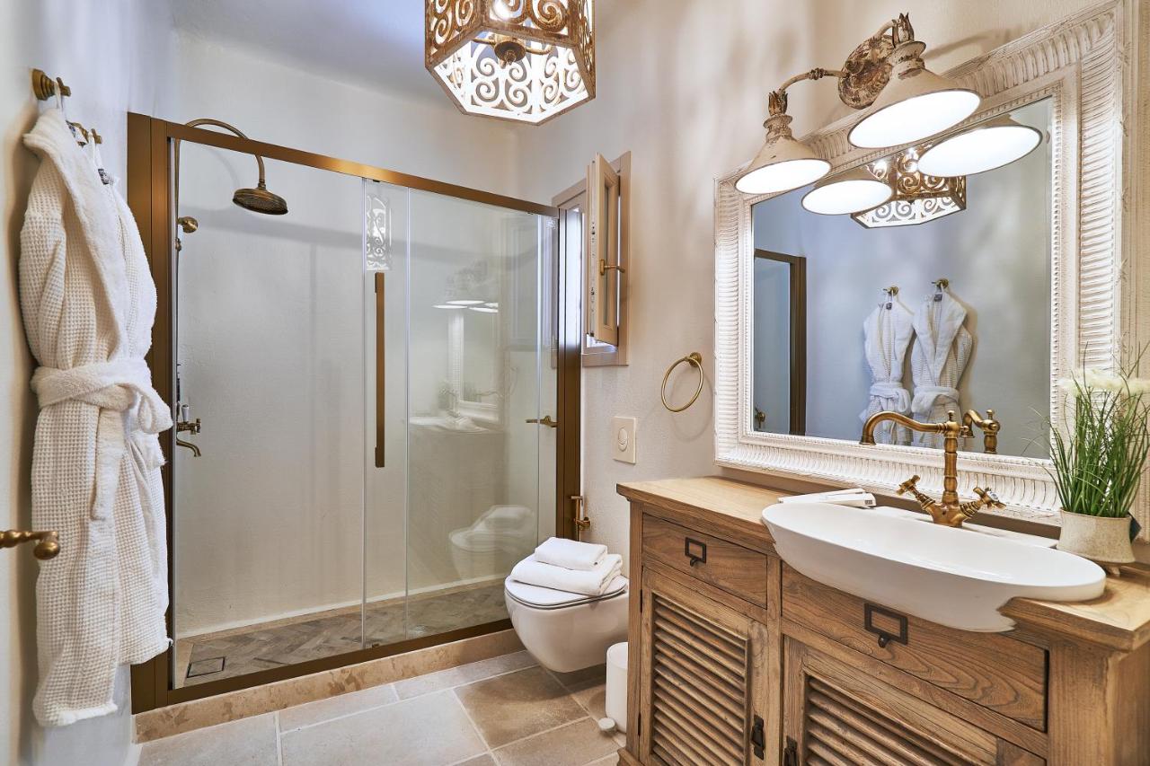 Aqua Mykonos Suites - Adults Only - 2