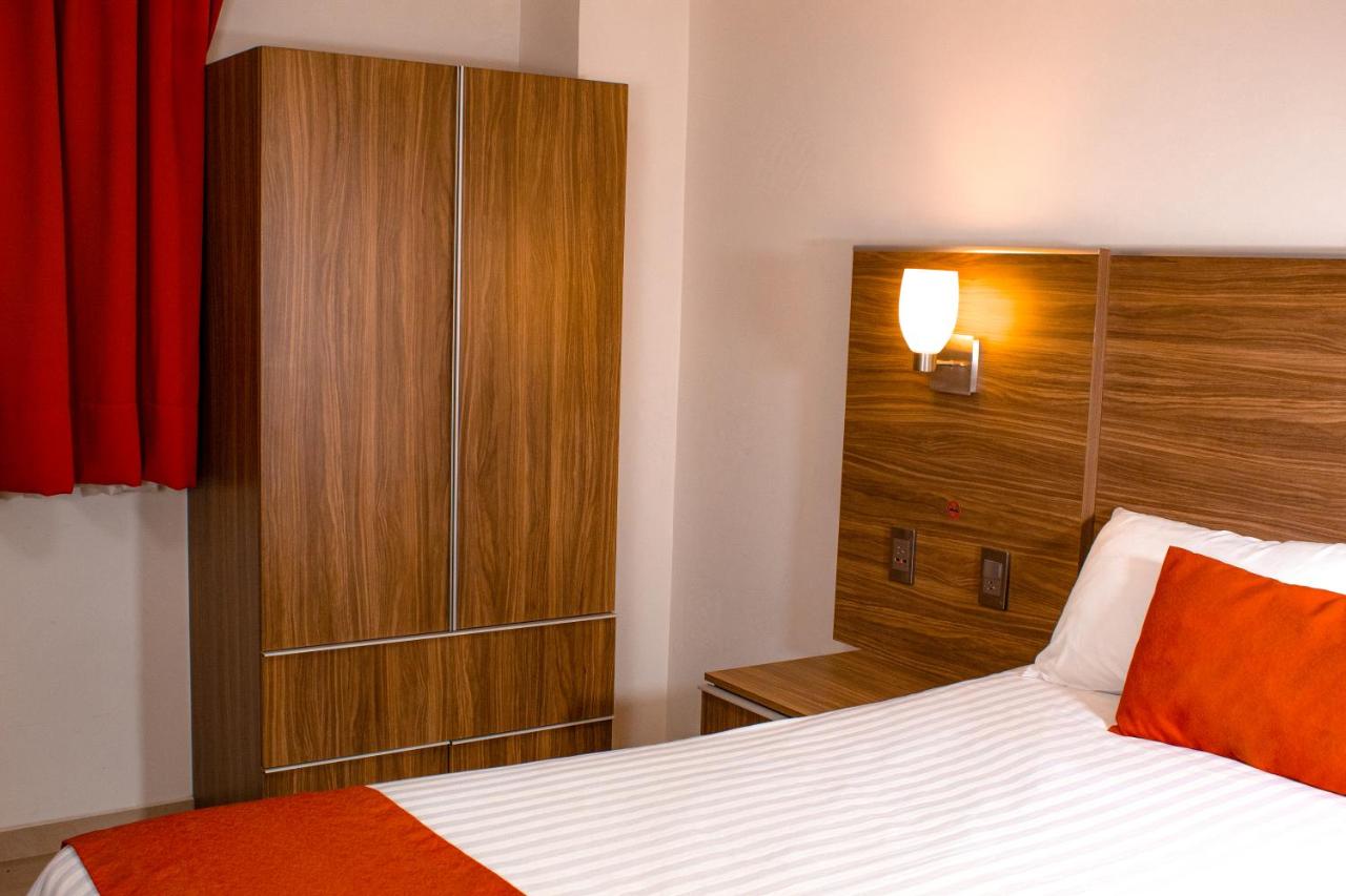 La Casa del Reloj - Zona de Hospitales - 5