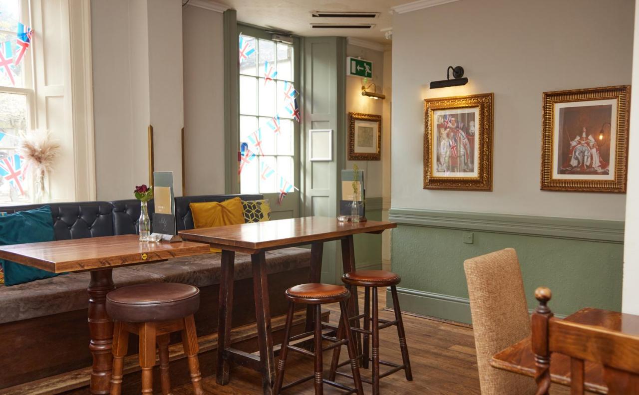 Kings Arms Hotel by Greene King Inns photo