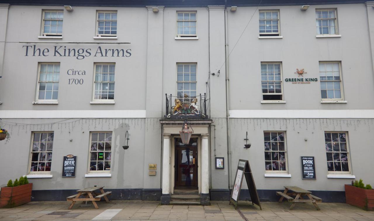 Kings Arms Hotel by Greene King Inns photo