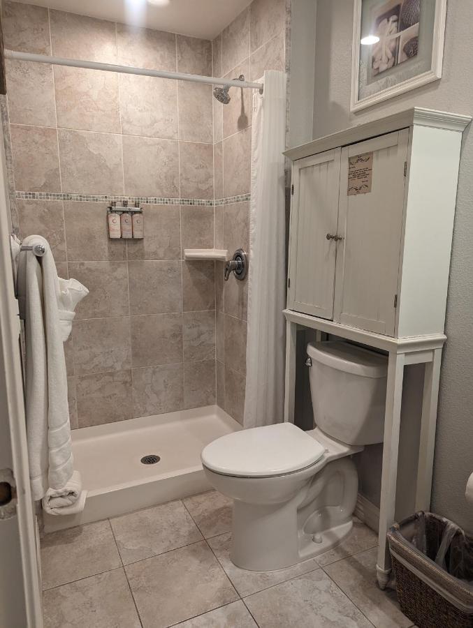 Capitola Hotel — photo 18