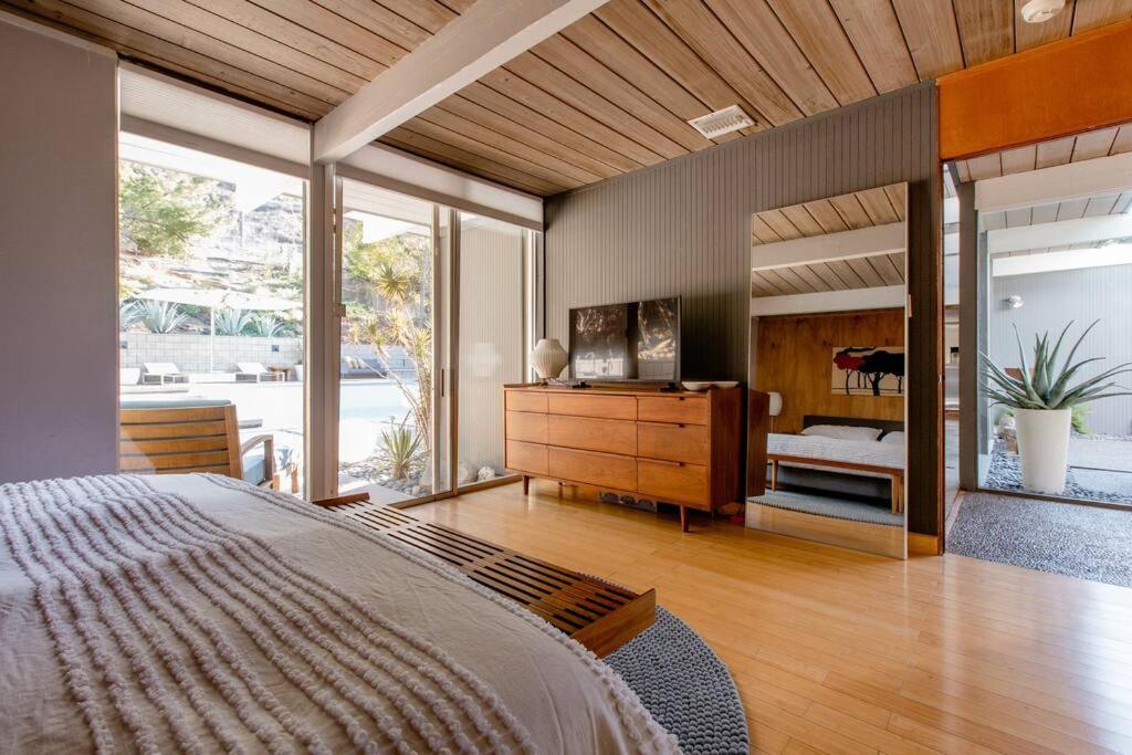 Eichler Mid Century Modern Designer Pool/Jacuzzi - 2