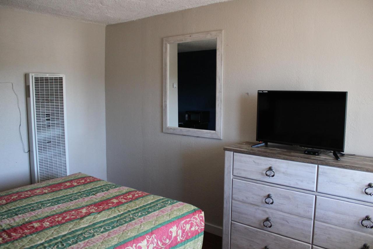 Flagstaff Motel — photo 12