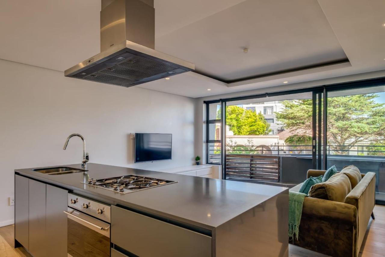 C on S in Sea Point - 2