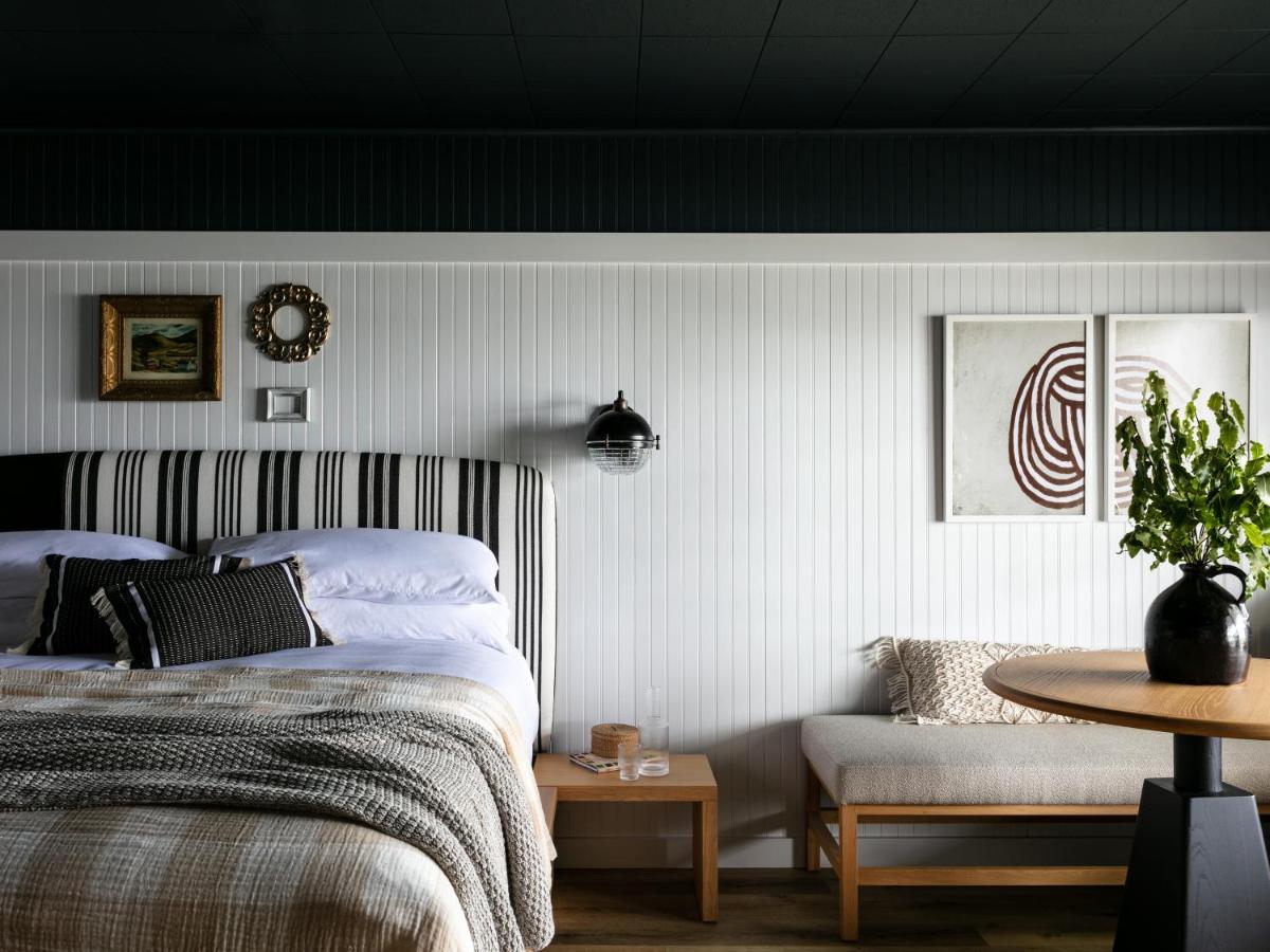 Bluebird Ocean Point Inn — photo 13