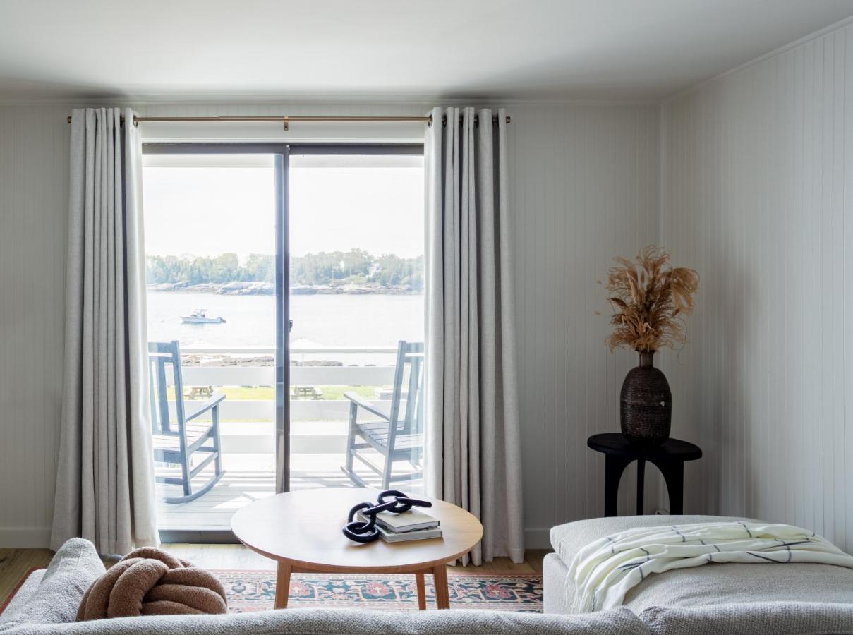 Bluebird Ocean Point Inn — photo 20