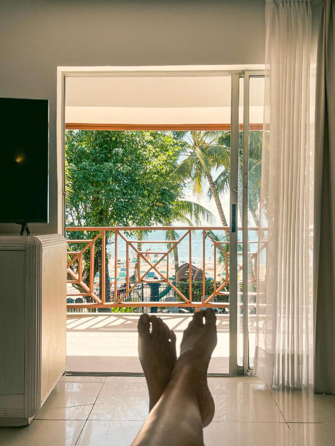 Hotel Cocoplum Beach photo