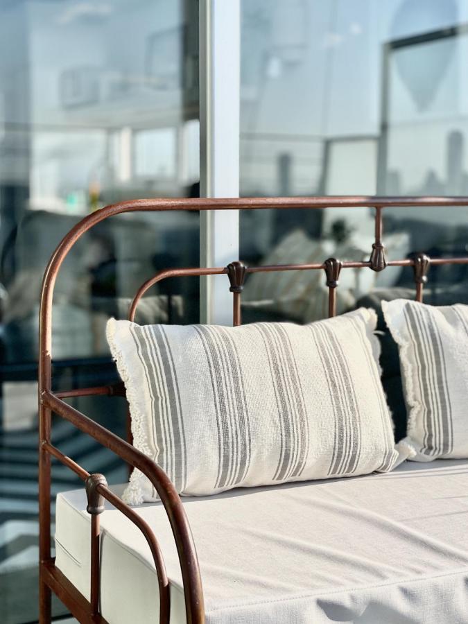 Hollywood Suites & Lofts - 2