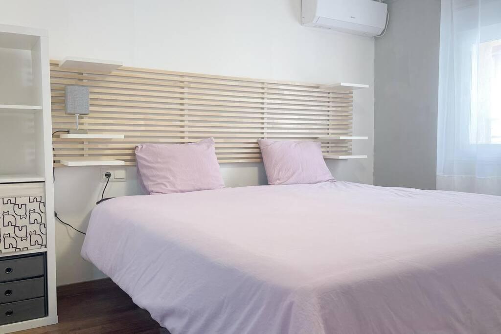 4 Bedroom House in City Centre with Your Own Private Roof Terrace - 2