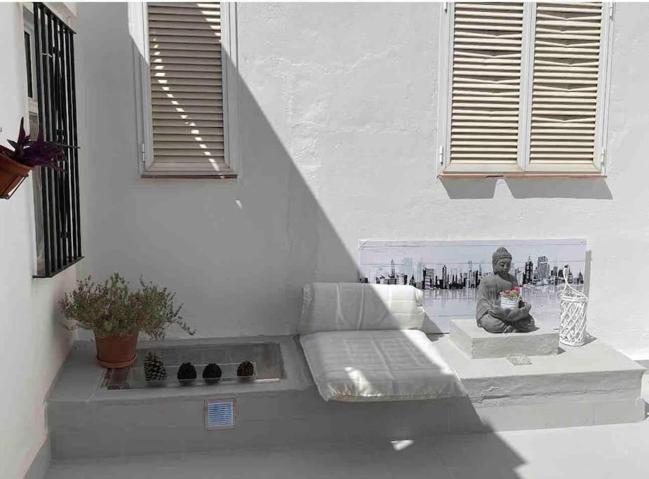 4 Bedroom House in City Centre with Your Own Private Roof Terrace - 3