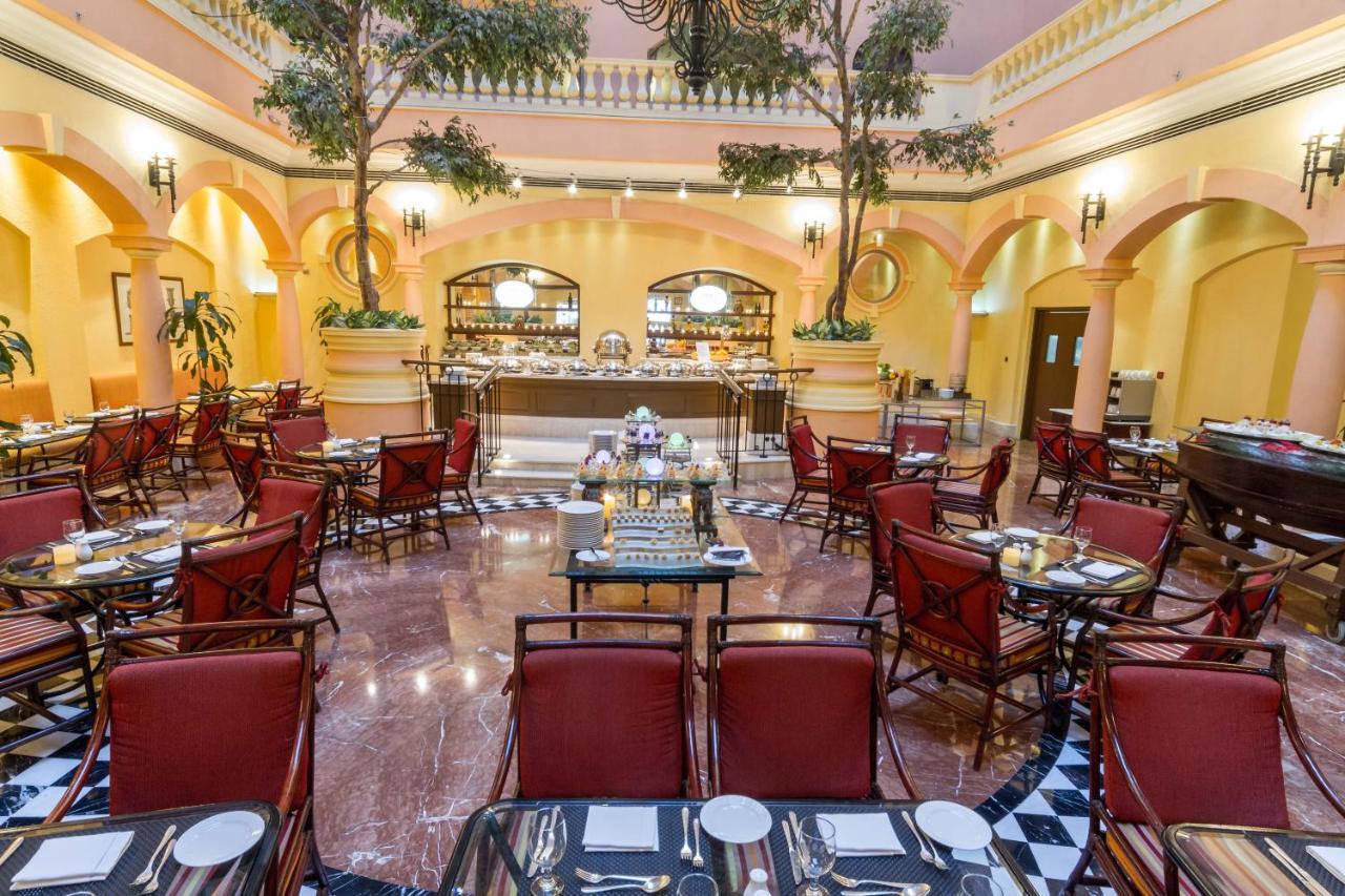 Grand Excelsior Hotel Deira photo