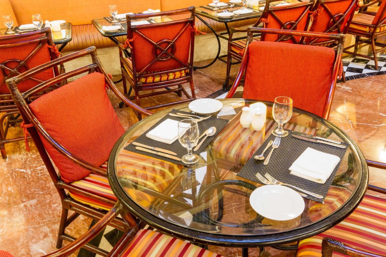 Grand Excelsior Hotel Deira photo