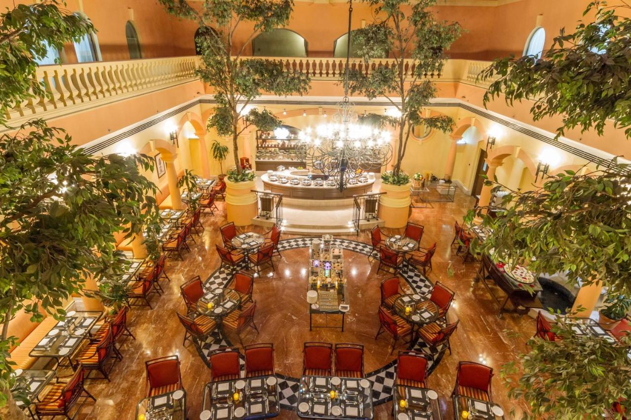 Grand Excelsior Hotel Deira photo