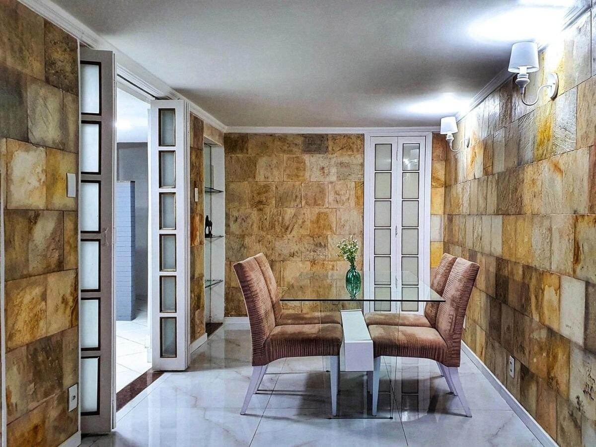 Copacabana experience, 10 steps from the boardwalk - 4