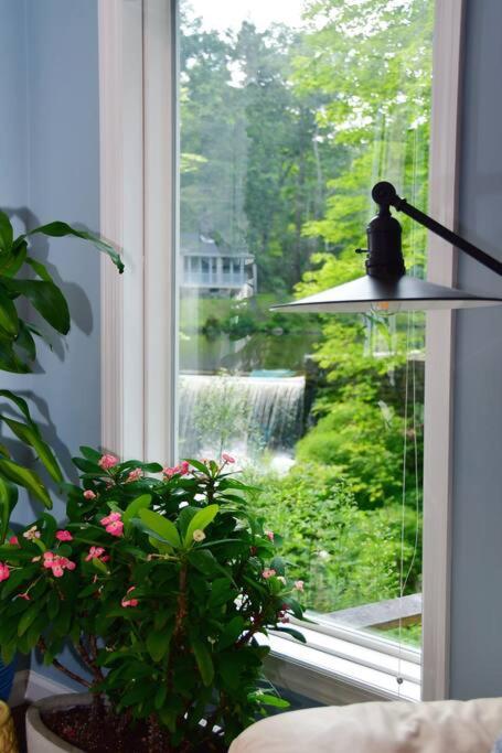 The Cottage at Millpond Falls - Romantic Luxury B&B in Warwick NY — photo 18