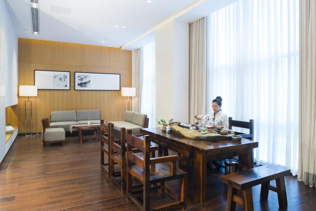 Northern Hotel Shanghai photo