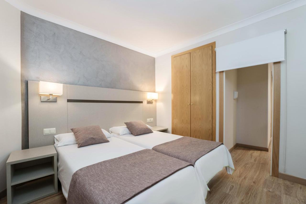 Hotel & Aparthotel Cosmos photo