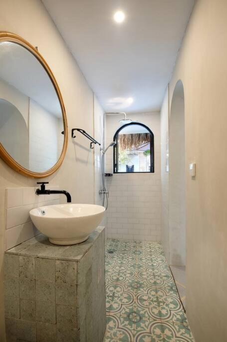 Seminyak Beach Bungalow Studio #2 with Private Pool - 3