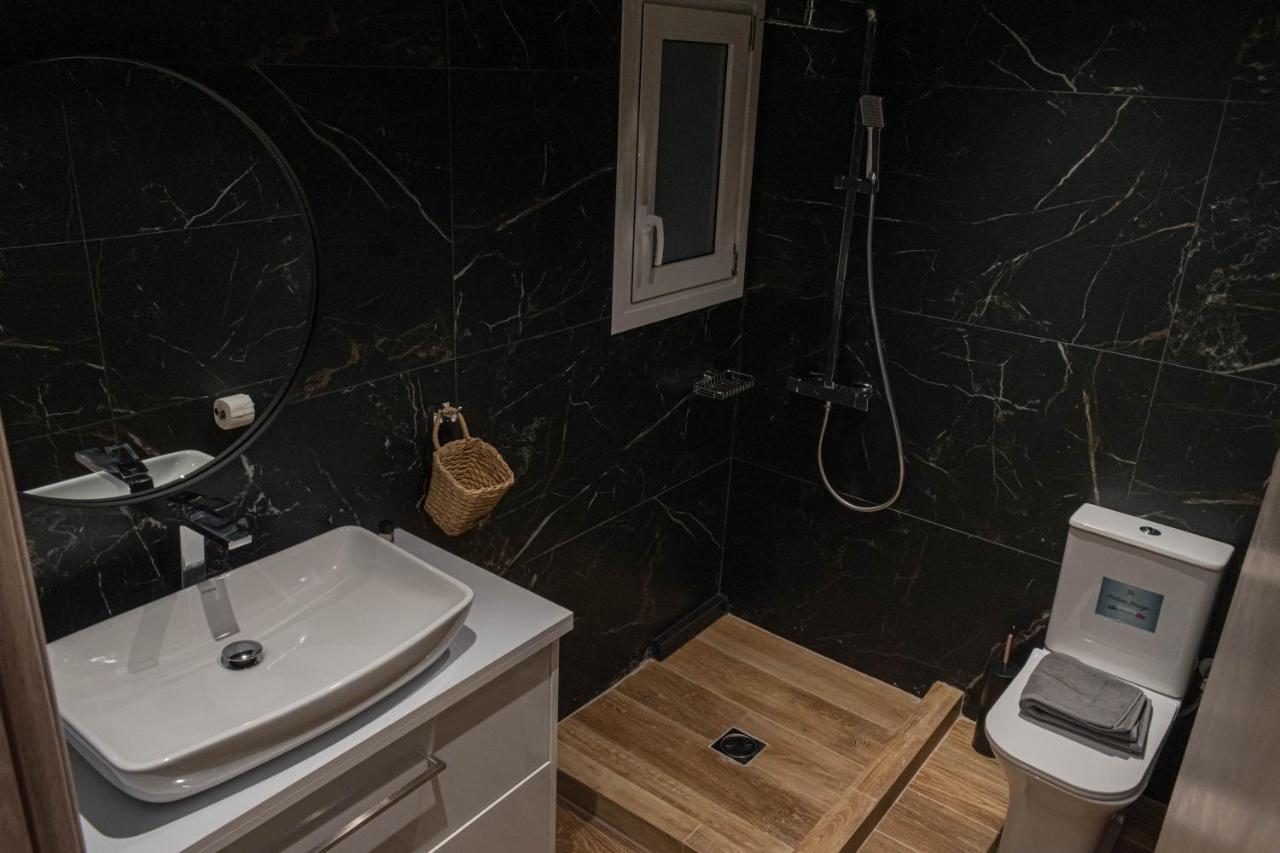 Athens Jacuzzi apartment - 2