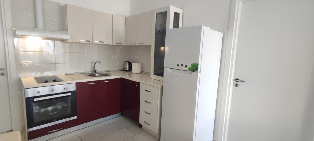 Sea Breeze Apartment Bougainville Bay photo