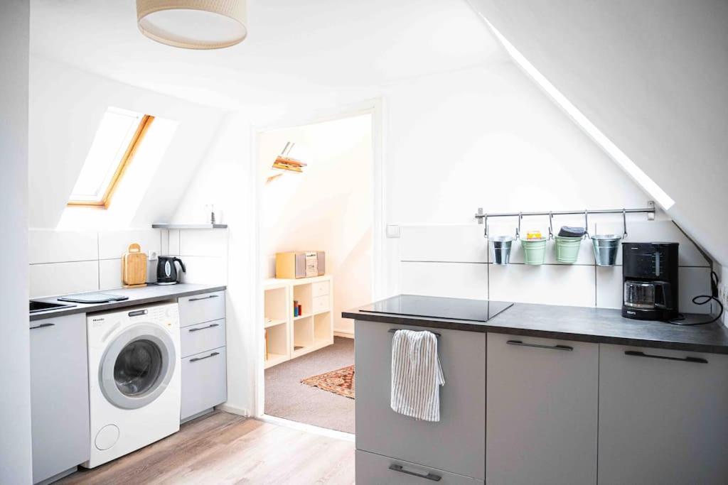 Appartment im DG Berlin / 5 min zur Messe - 4