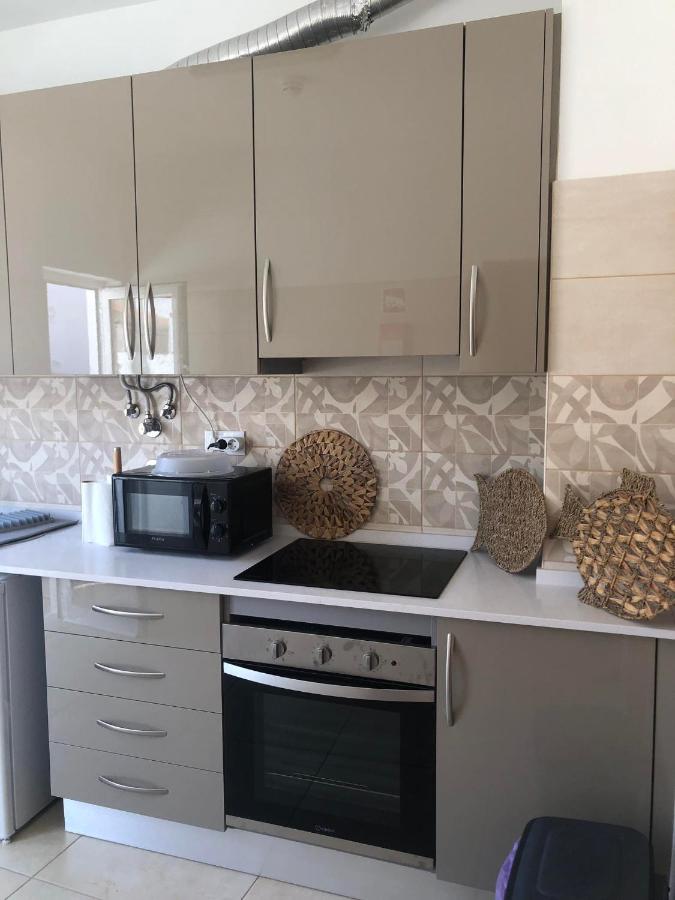 Blue Sardine Hostel - 4