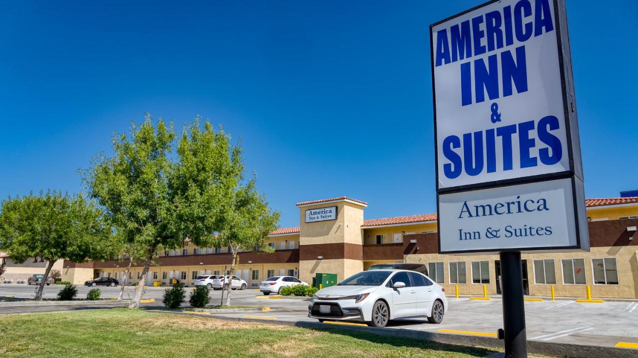 America Inn & Suites — photo 17
