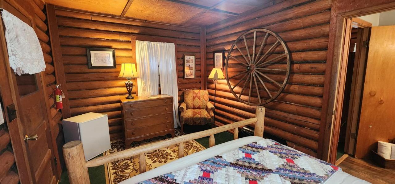 Bear Creek Ranch Bed & Breakfast, Essex — photo 18