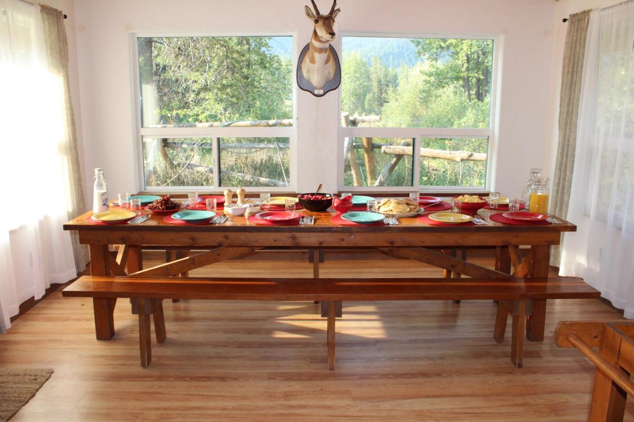 Bear Creek Ranch Bed & Breakfast, Essex — photo 4