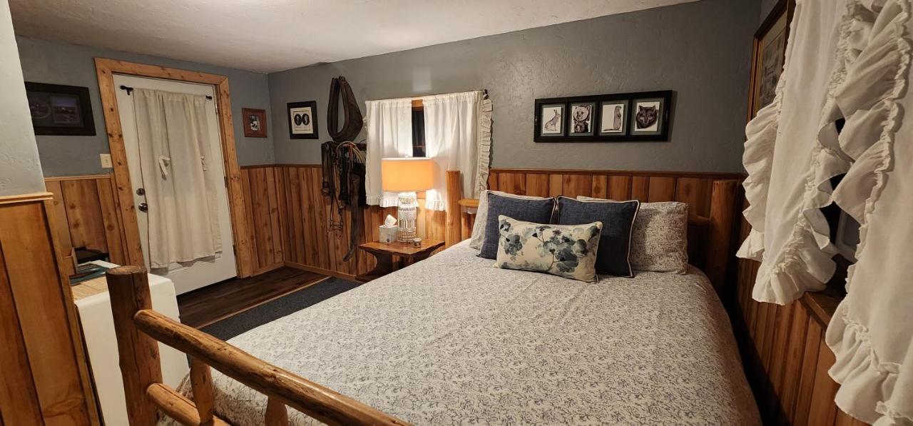 Bear Creek Ranch Bed & Breakfast, Essex — photo 22