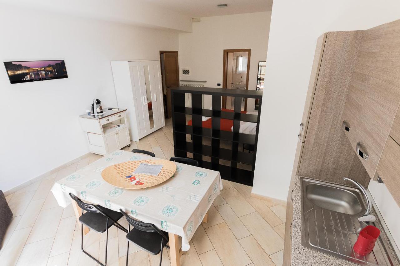 Amalia Apartment Via La Farina - 3