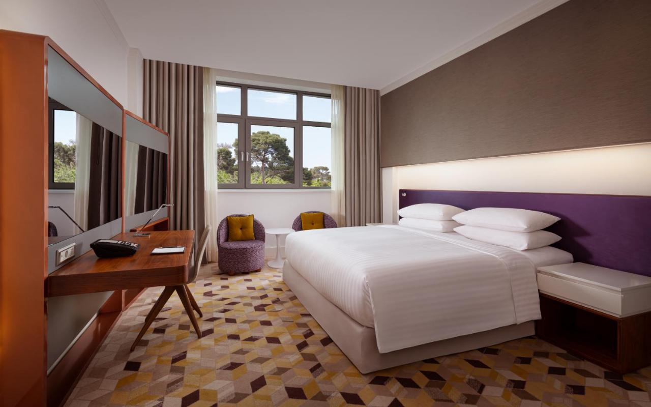 Sheraton Baku Intourist photo