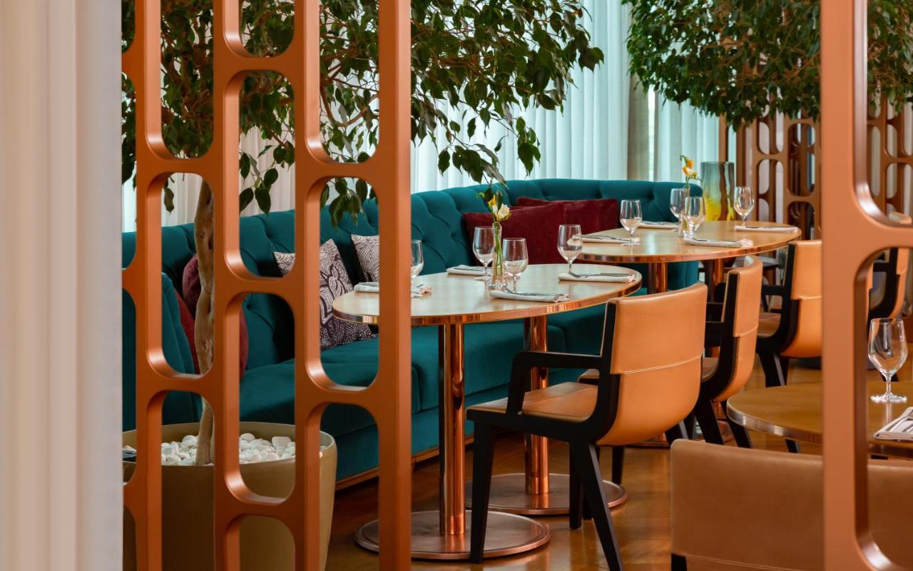 Sheraton Baku Intourist photo