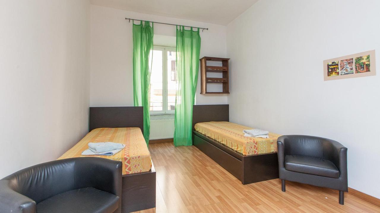 Rental in Rome Santini apartment - 2