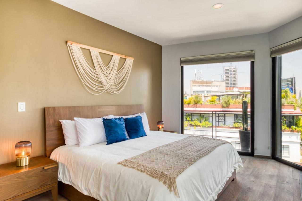 Chic PH Haven with rooftop, Condesa 2BR By Tasman - 2