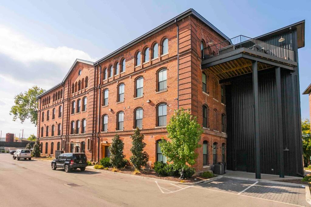 The 1865 Nashville Experience With Speakeasy, Pool & Parking - 5