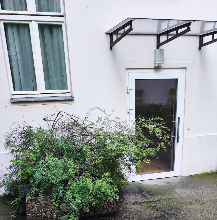 One Way Apartment - 5