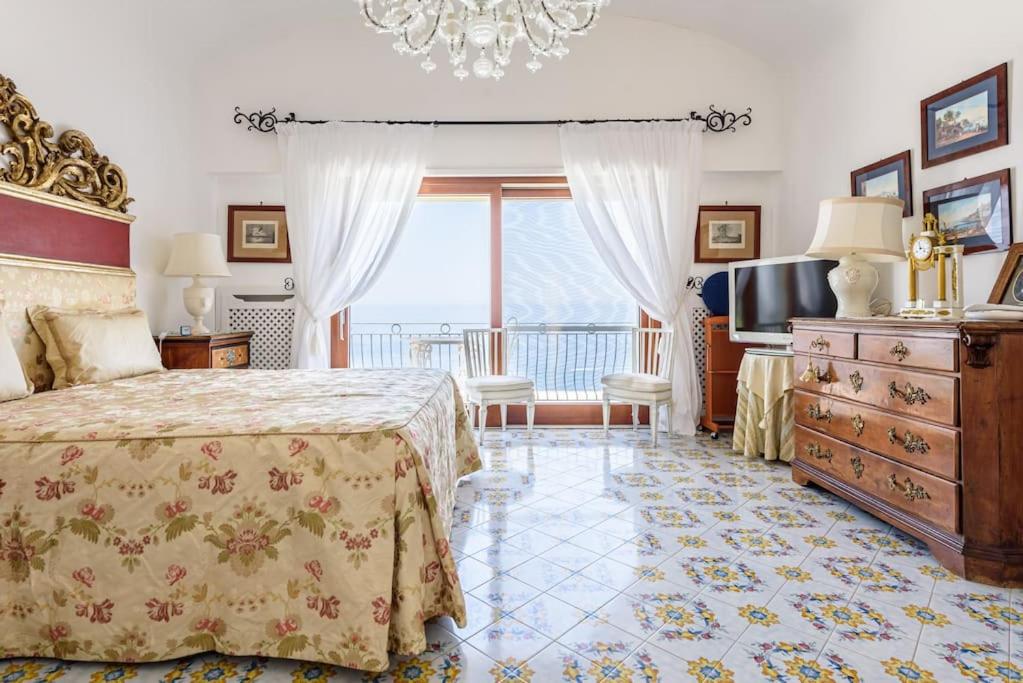 Villa Gina - infinity pool - Capri - 4