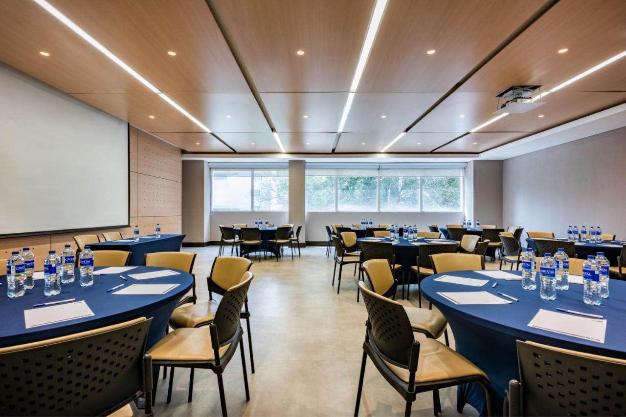 Holiday Inn Express - Cartagena Bocagrande, an IHG Hotel photo