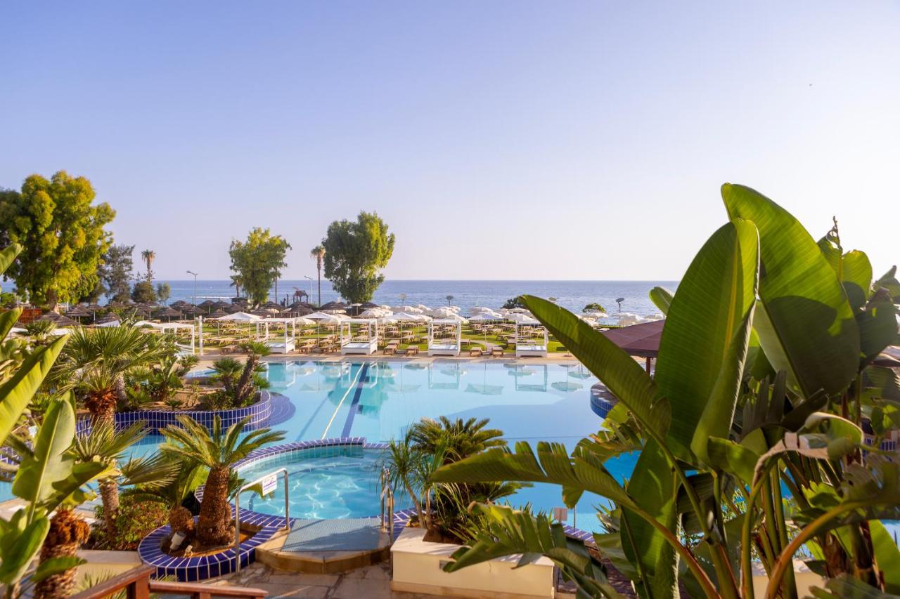 Capo Bay Hotel photo