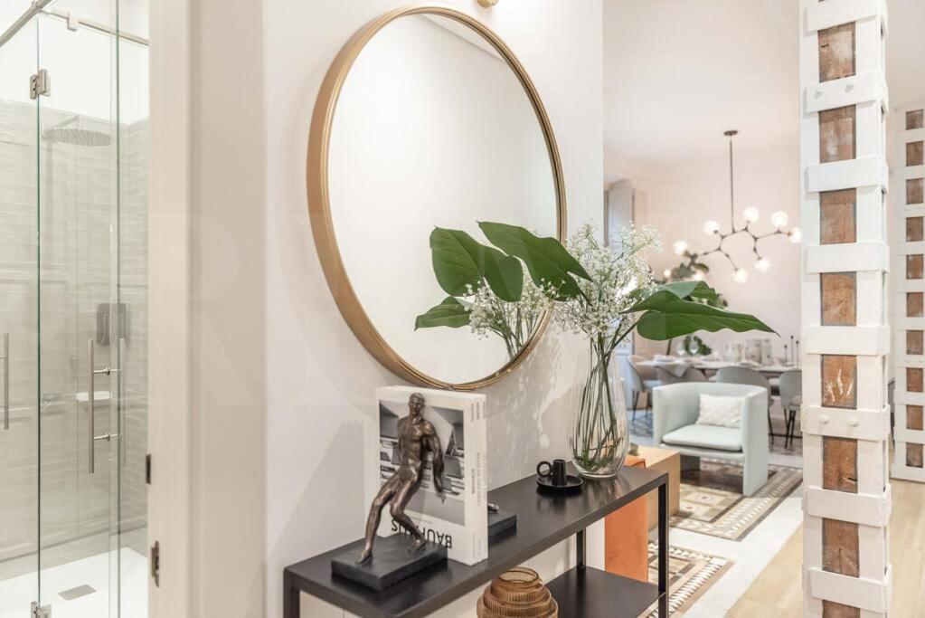 Contemporary loft in the historic city center by REMS - 3