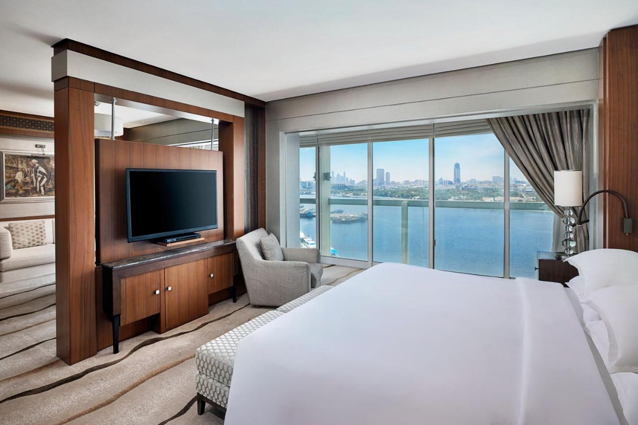 Sheraton Dubai Creek Hotel & Towers photo