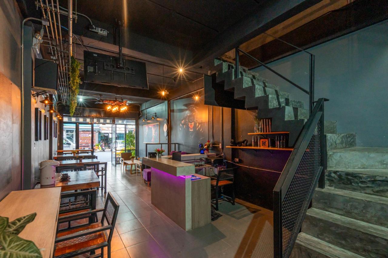 Black Panther Hostel - 4