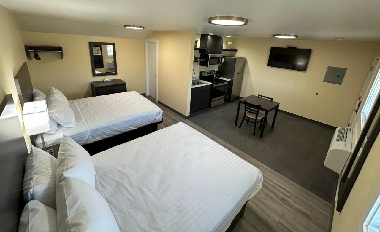Relax Inn of Medford — photo 21