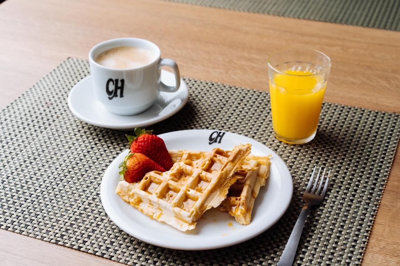 Cris Hotel photo