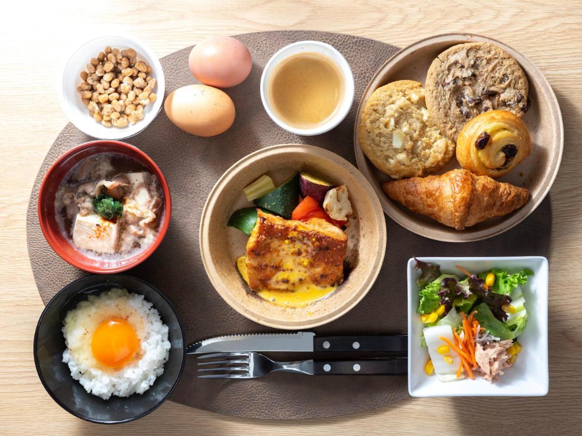 Super Hotel Premier Namba Shinsaibashi Natural Hot Spring - 2